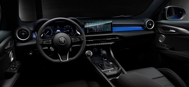 Alfa romeo gallery interior 4